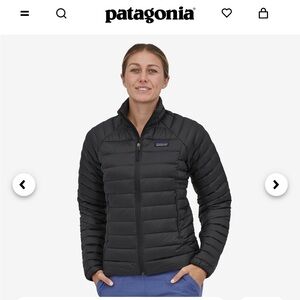 Like new. Women’s size Large Patagonia down sweater